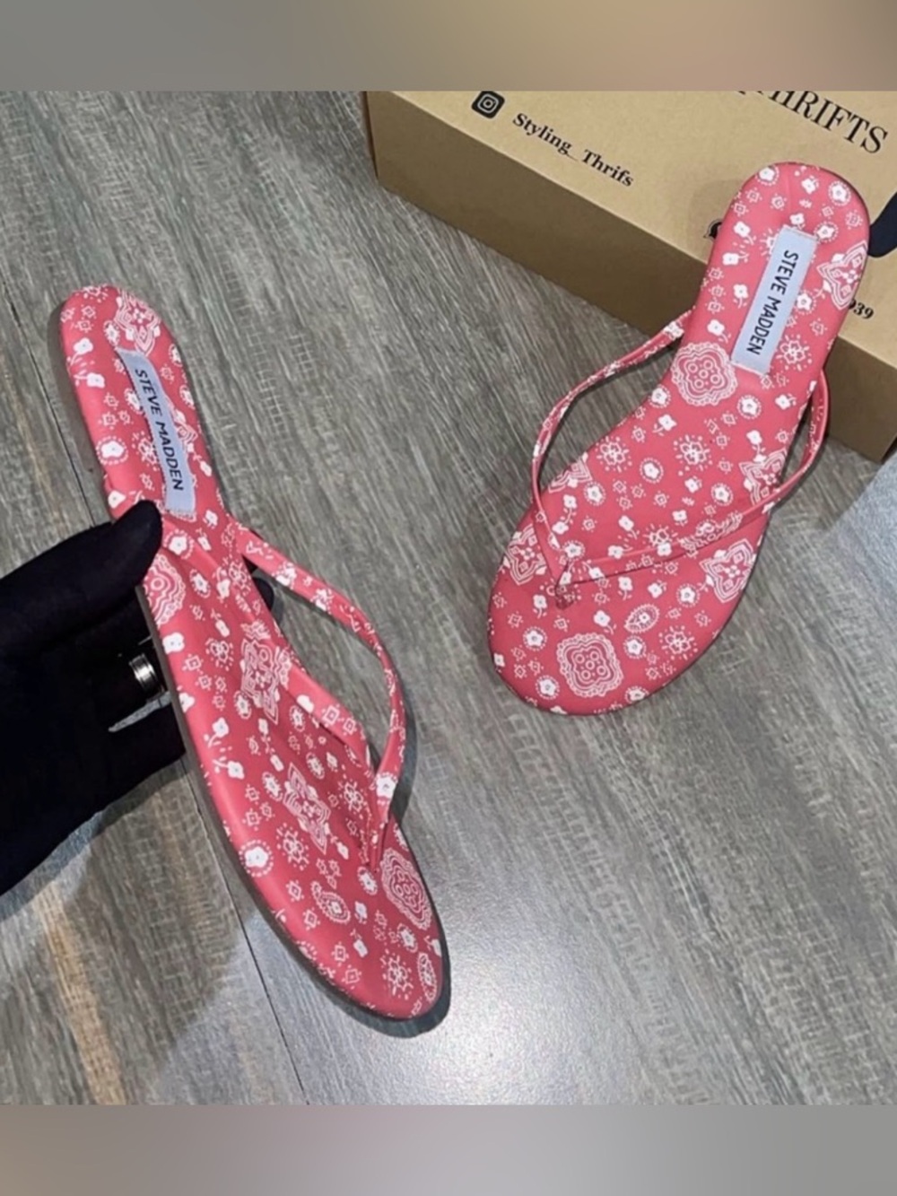 Steve Madden Pink Bandana-Print Thong Sandals